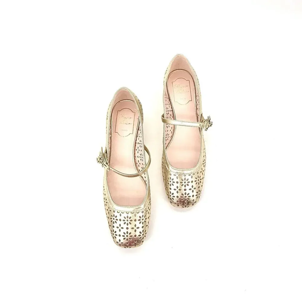 NIB Roger Vivier Tres Vivier 25 Pumps EU 37 US 7 Gold Leather Mary Jane $1,695
